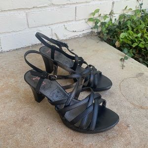 Great condition Black High Heels